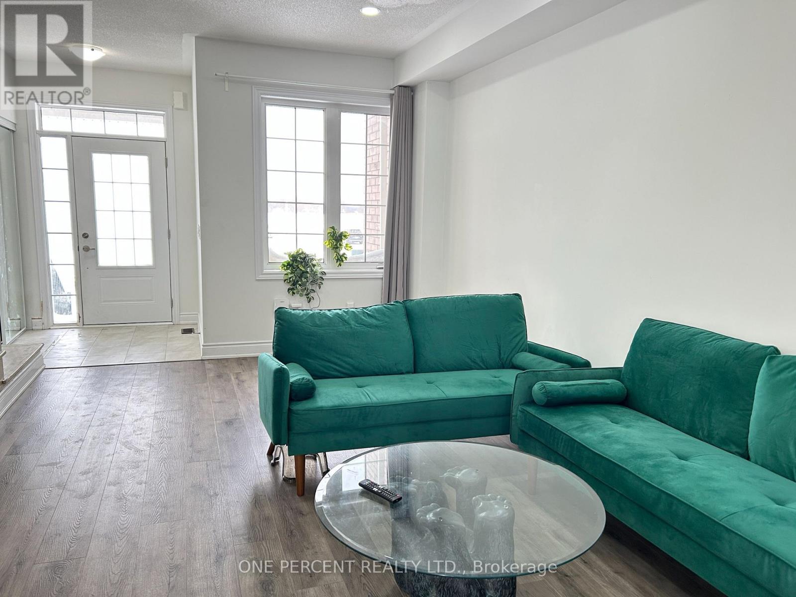 Property at 55 UNION BOULEVARD image 3