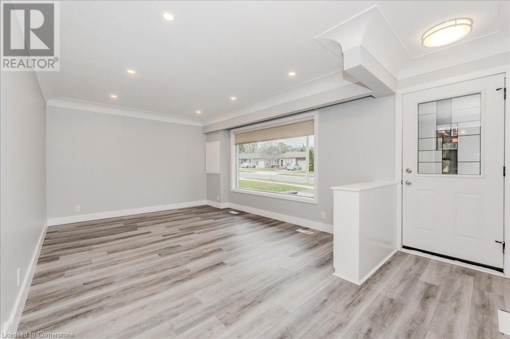 Property at 66 TRAYNOR Avenue image 3
