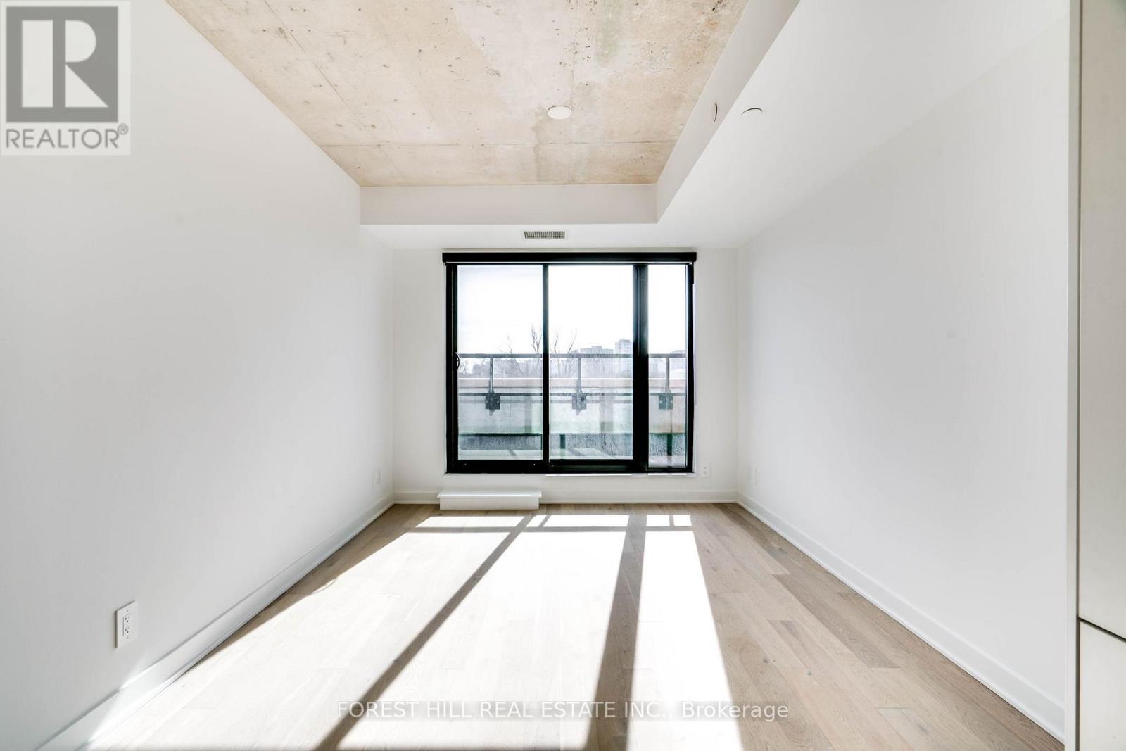 401 - 2720 Dundas Street W, Toronto, Ontario  M6P 0C3 - Photo 15 - W12086970