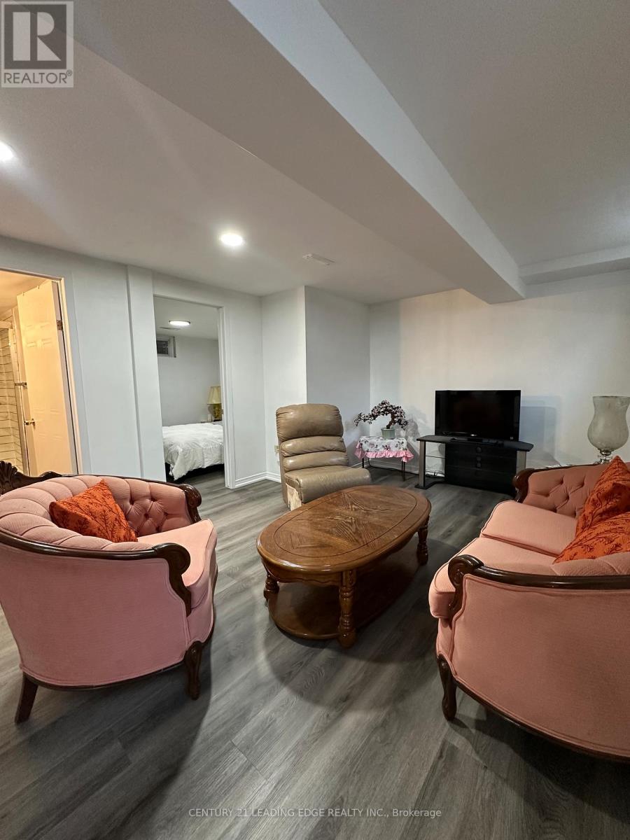 Bsmt - 69 Davisbrook Boulevard, Toronto, Ontario  M1T 2H6 - Photo 7 - E12086981