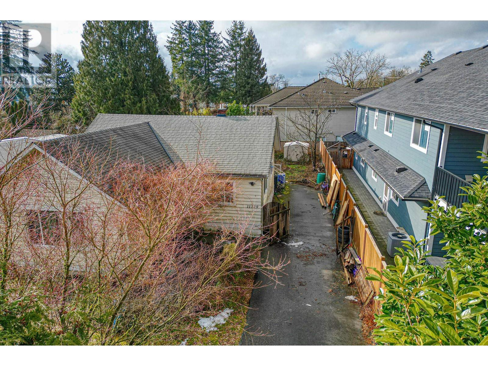 Property at 11329 207TH STREET image 5