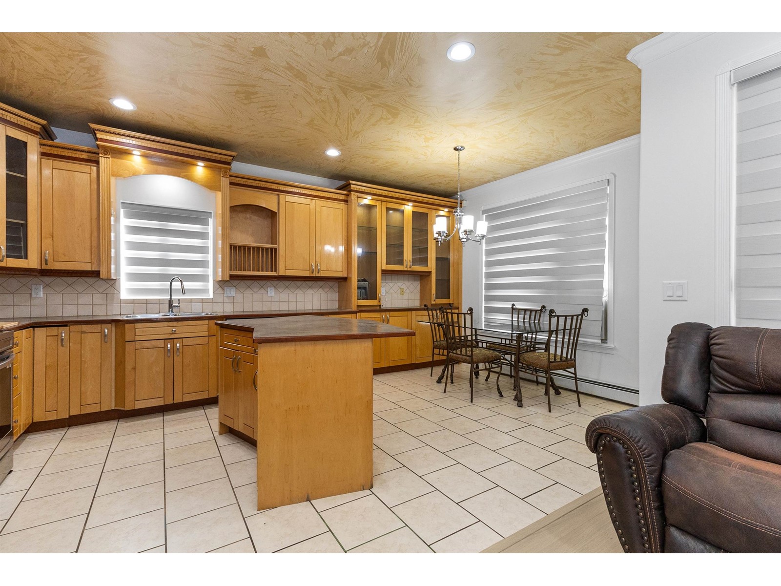 31468 Homestead Crescent, Abbotsford, British Columbia  V2T 6V9 - Photo 10 - R2989413