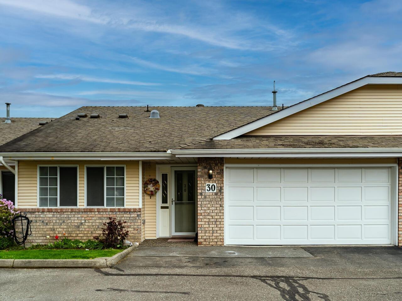 30 5051 203 Street, Langley, British Columbia  V3A 1V5 - Photo 1 - R2991209