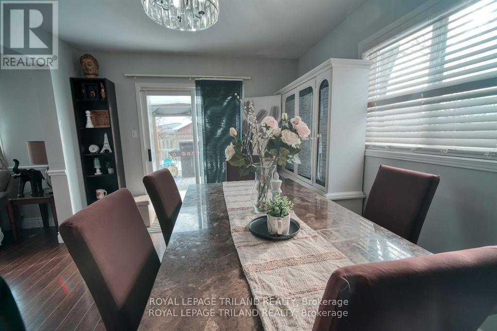 58 Stonehenge Court, London, Ontario  N5V 4M6 - Photo 12 - X12087003