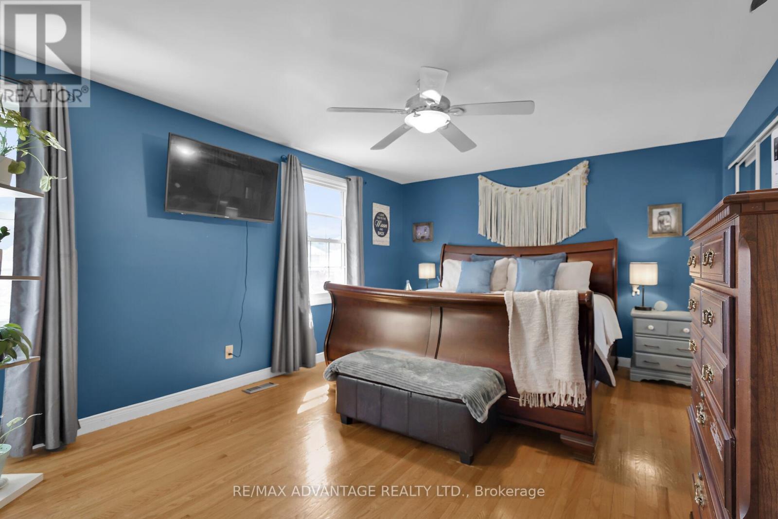 Photo 20 of 50 for 729 Chiddington Avenue