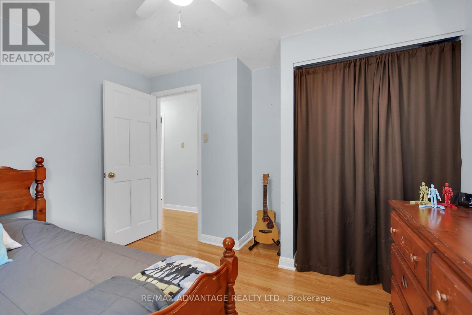 Photo 24 of 50 for 729 Chiddington Avenue