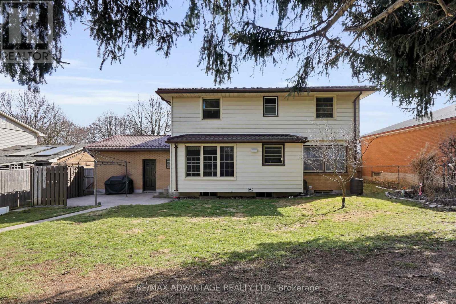 Photo 42 of 50 for 729 Chiddington Avenue