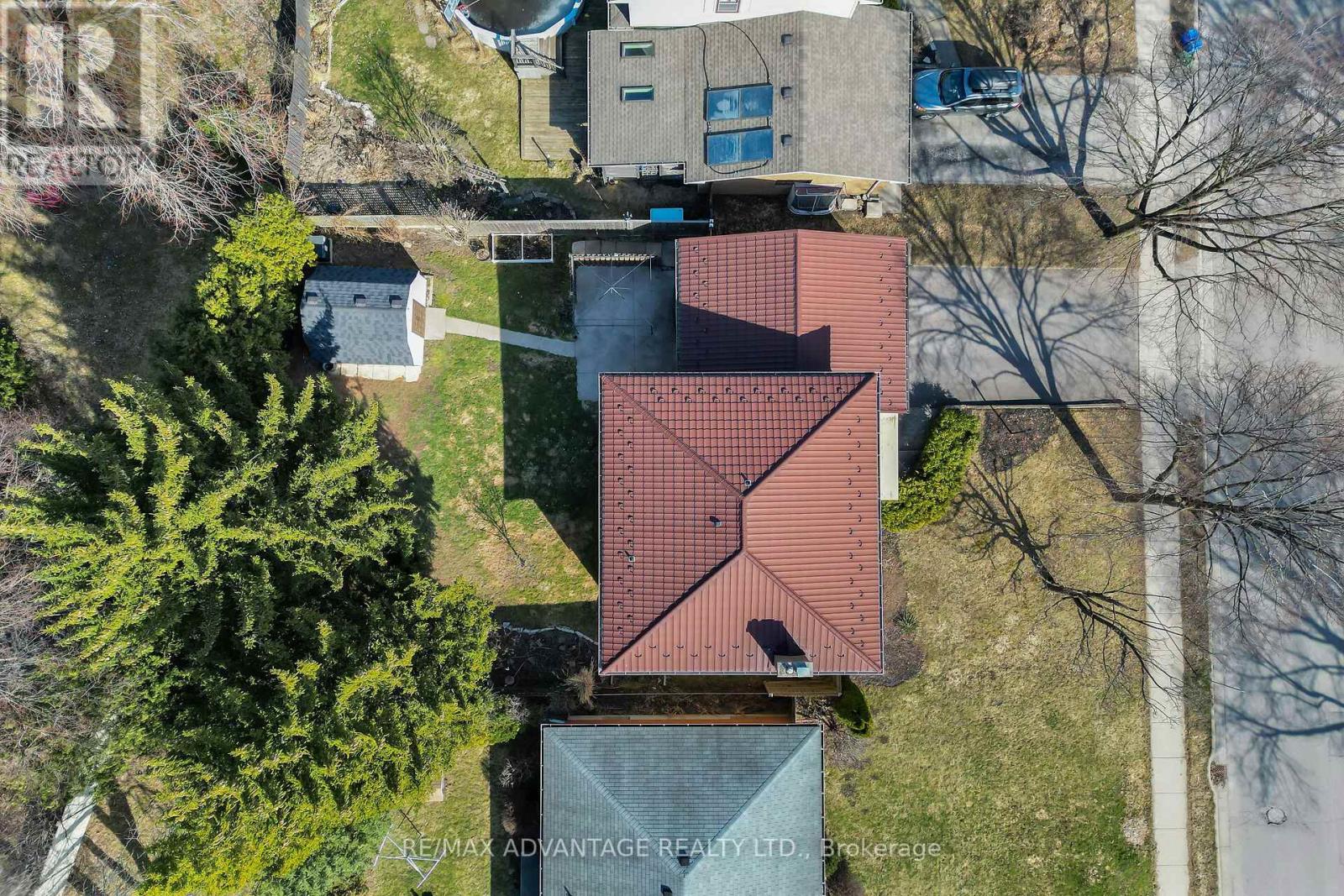 Photo 44 of 50 for 729 Chiddington Avenue