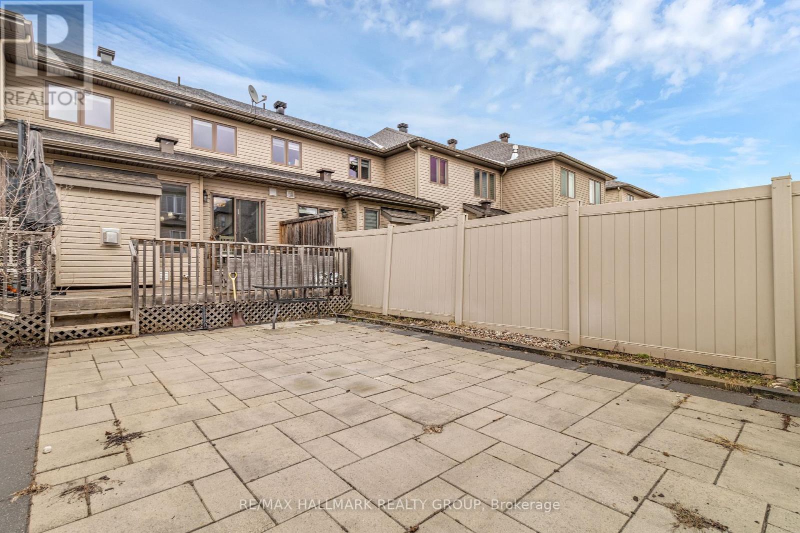128 Woodhurst Crescent, Ottawa, Ontario  K2S 2G4 - Photo 24 - X12087025