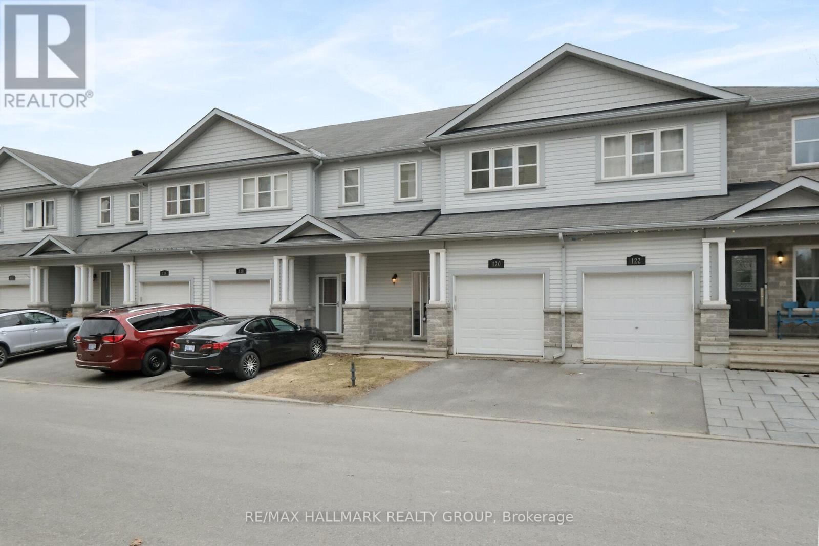 Property at 120 POTTS PRIVATE image 3