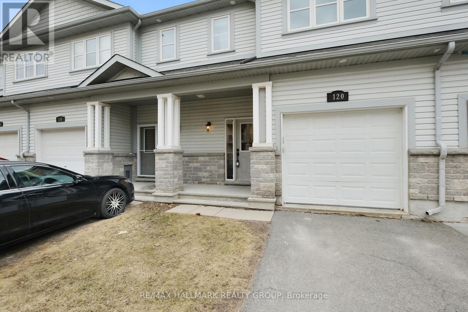 Property at 120 POTTS PRIVATE image 4
