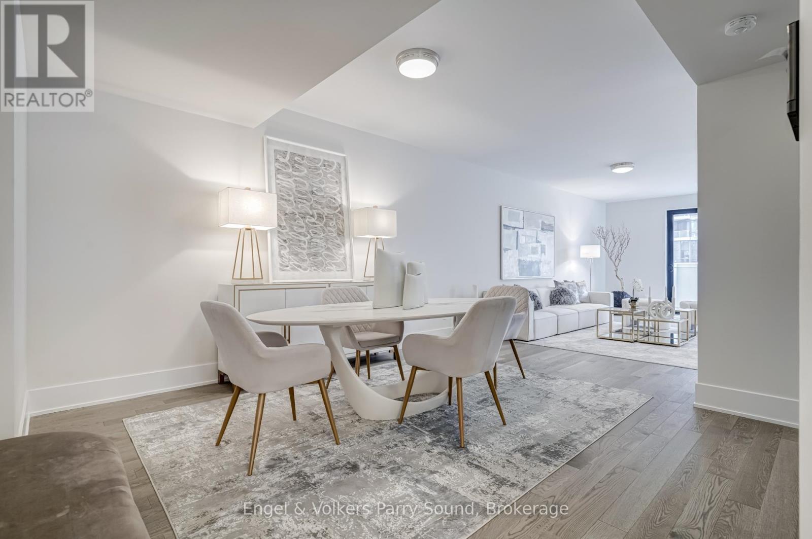 Property at 104 - 118 MERCHANTS' WHARF image 4