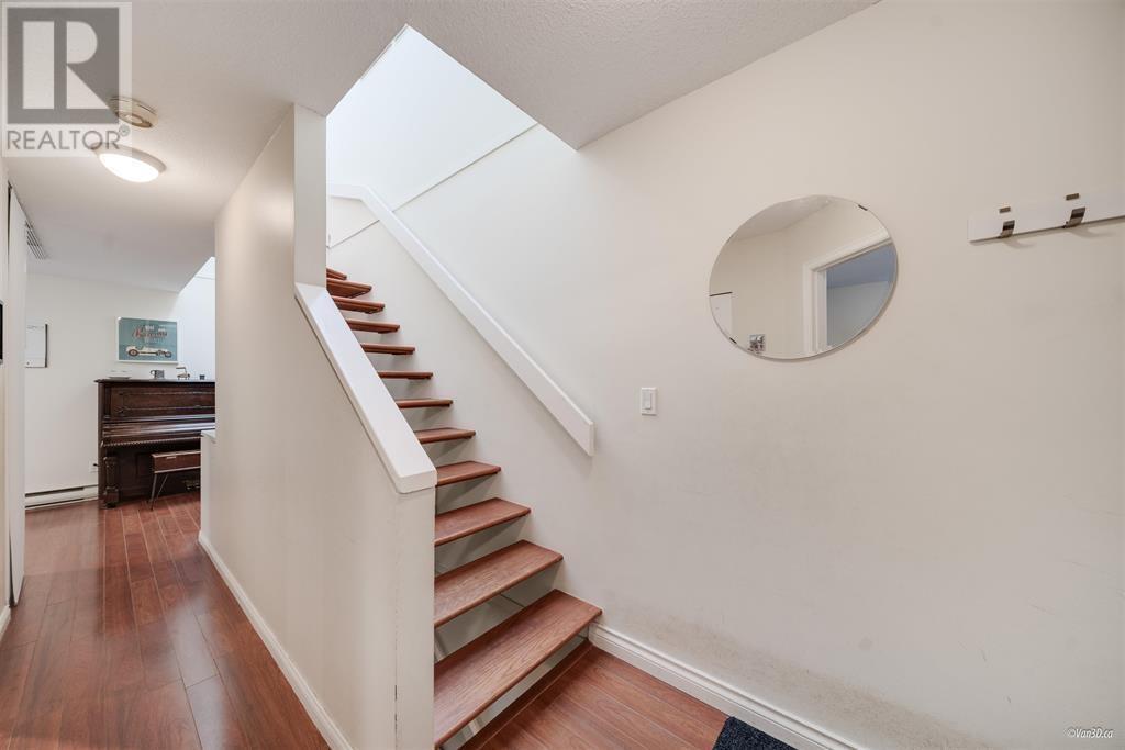 Property at 2209 ALDER STREET image 2
