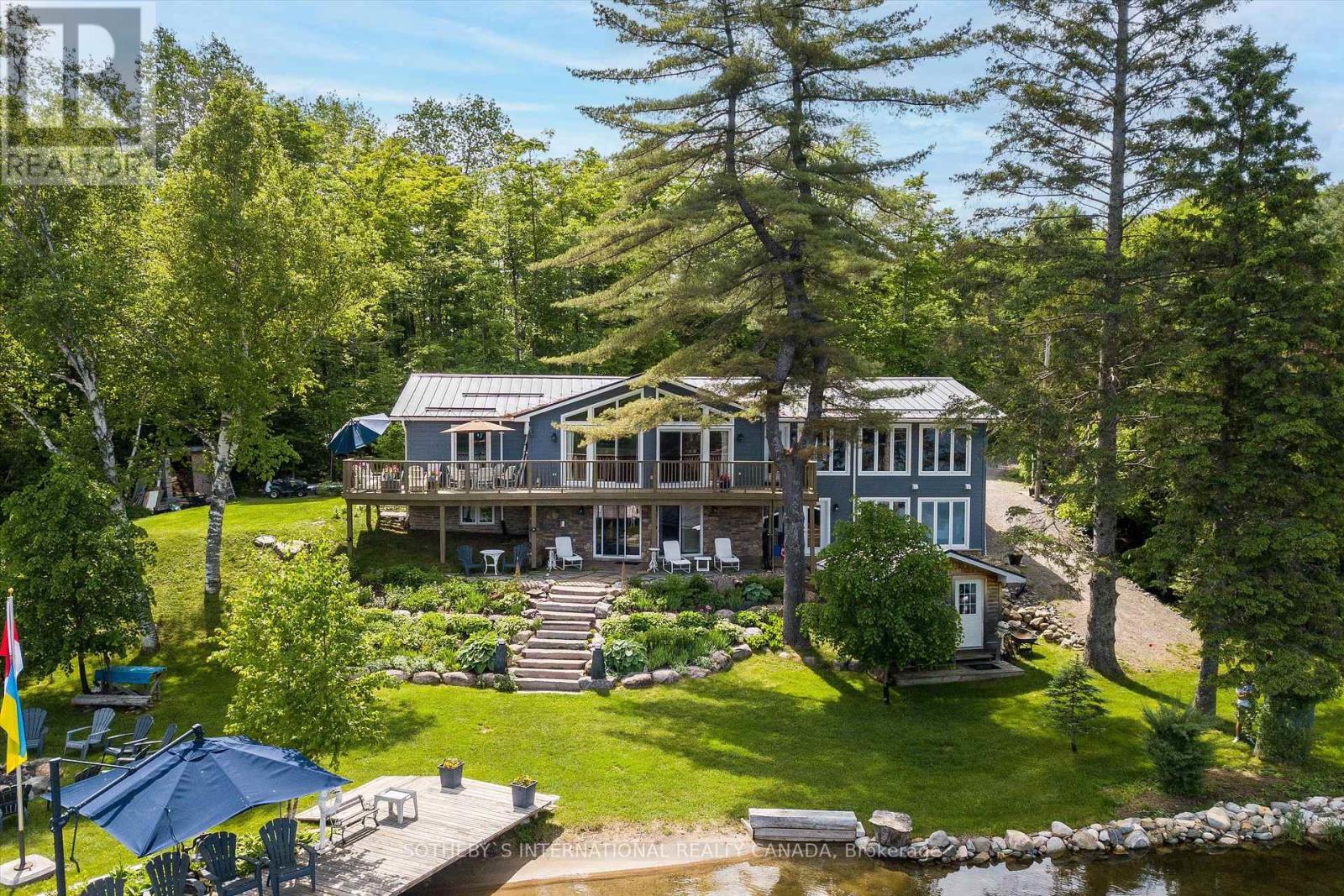 2720 Haliburton Lake Road, Dysart Et Al, Ontario  K0M 1M0 - Photo 1 - X12042692