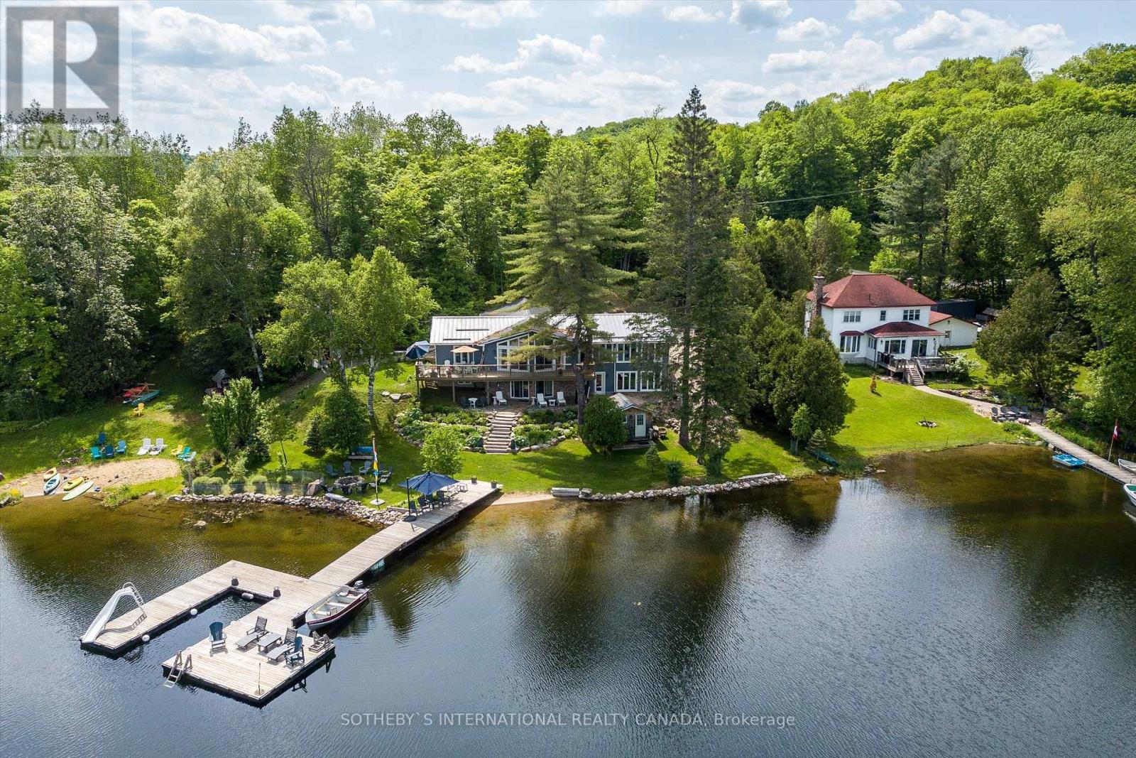 2720 Haliburton Lake Road, Dysart Et Al, Ontario  K0M 1M0 - Photo 2 - X12042692