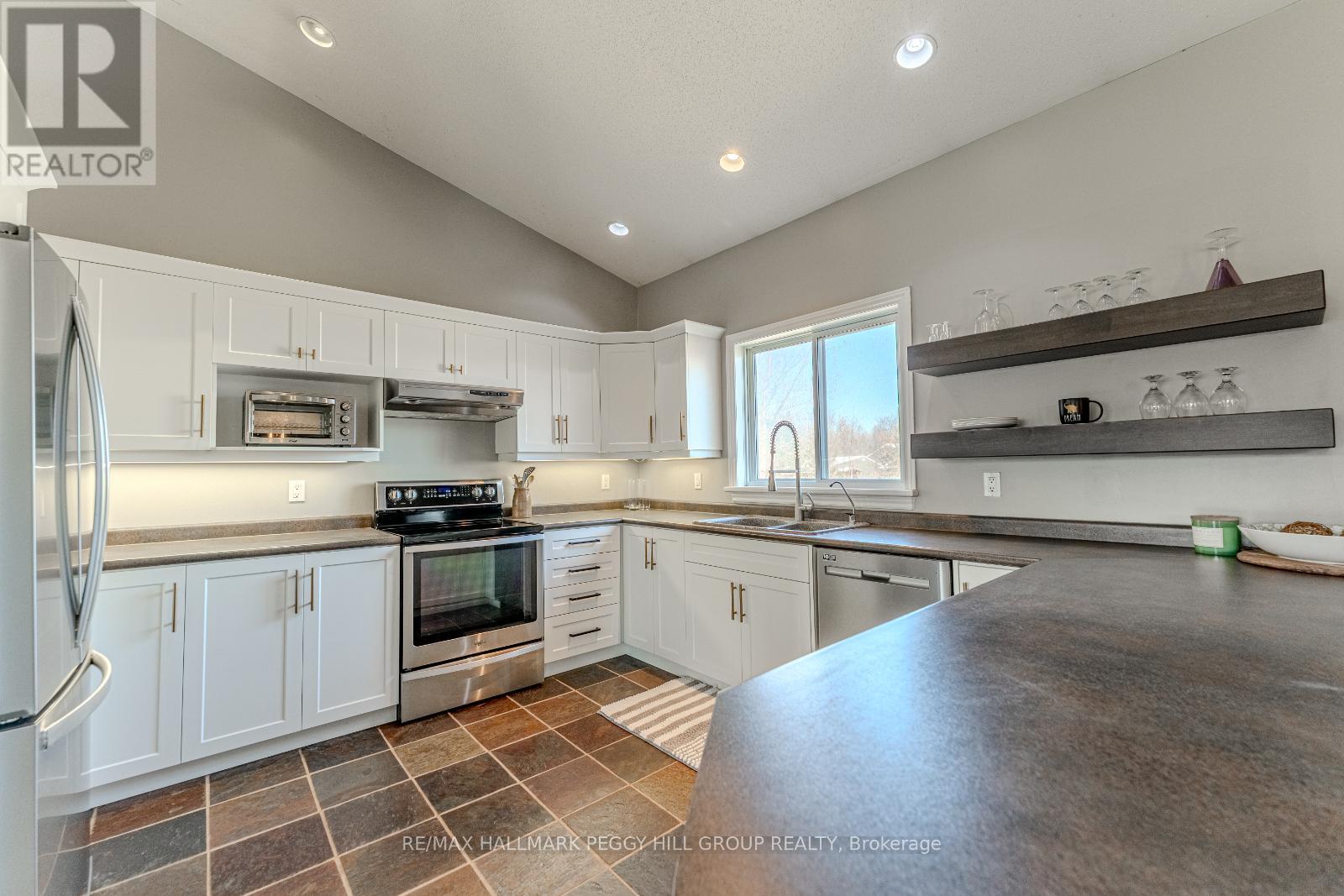 Property at 3705 COUNTY ROAD 124 image 4