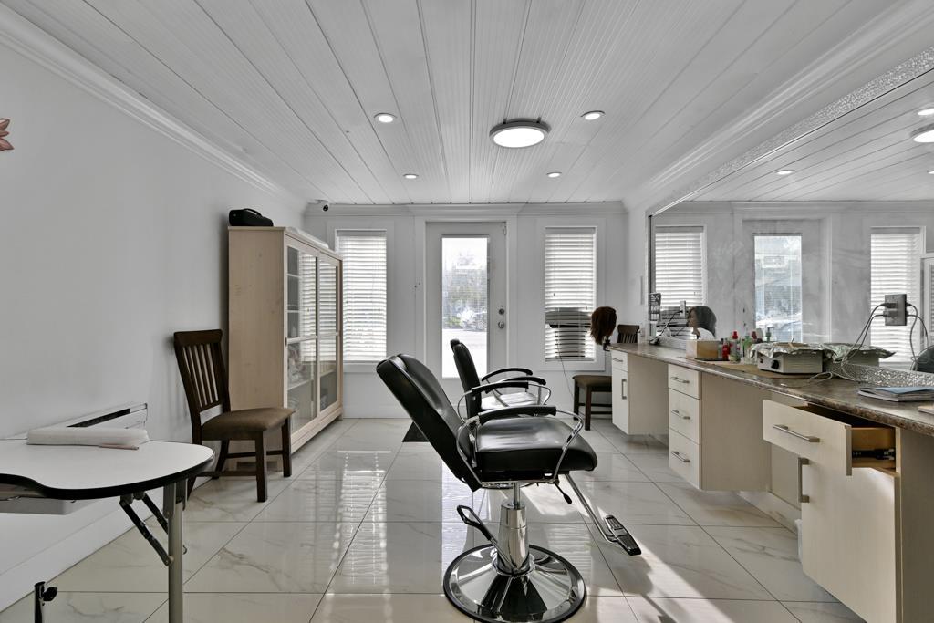 Property at 3244 CLEARBROOK ROAD image 5