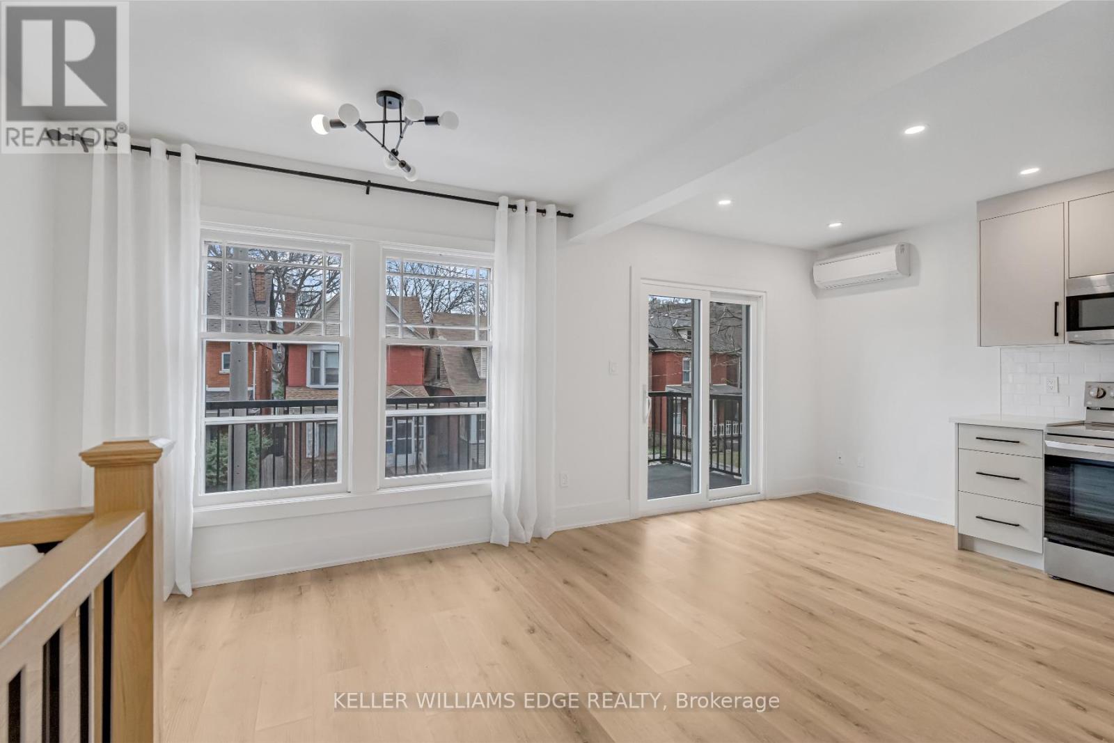 184 Burris Street, Hamilton, Ontario  L8M 2J8 - Photo 19 - X12087134