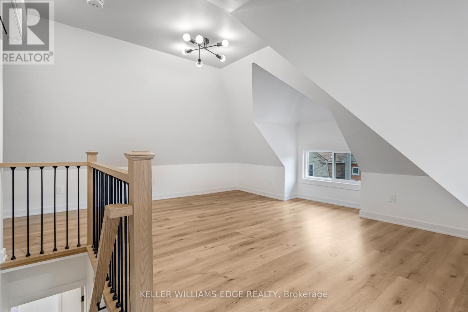 184 Burris Street, Hamilton, Ontario  L8M 2J8 - Photo 32 - X12087134