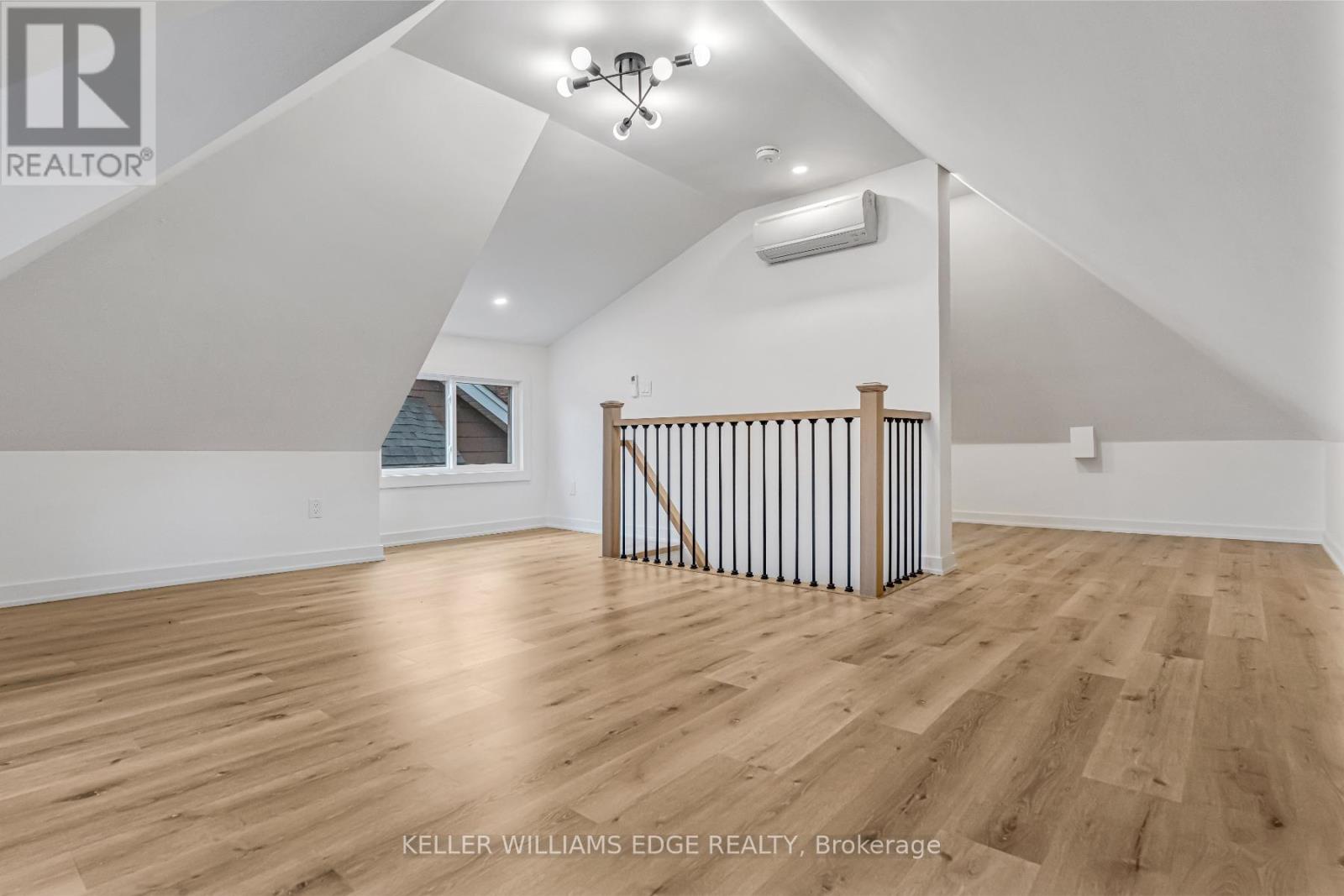 184 Burris Street, Hamilton, Ontario  L8M 2J8 - Photo 34 - X12087134
