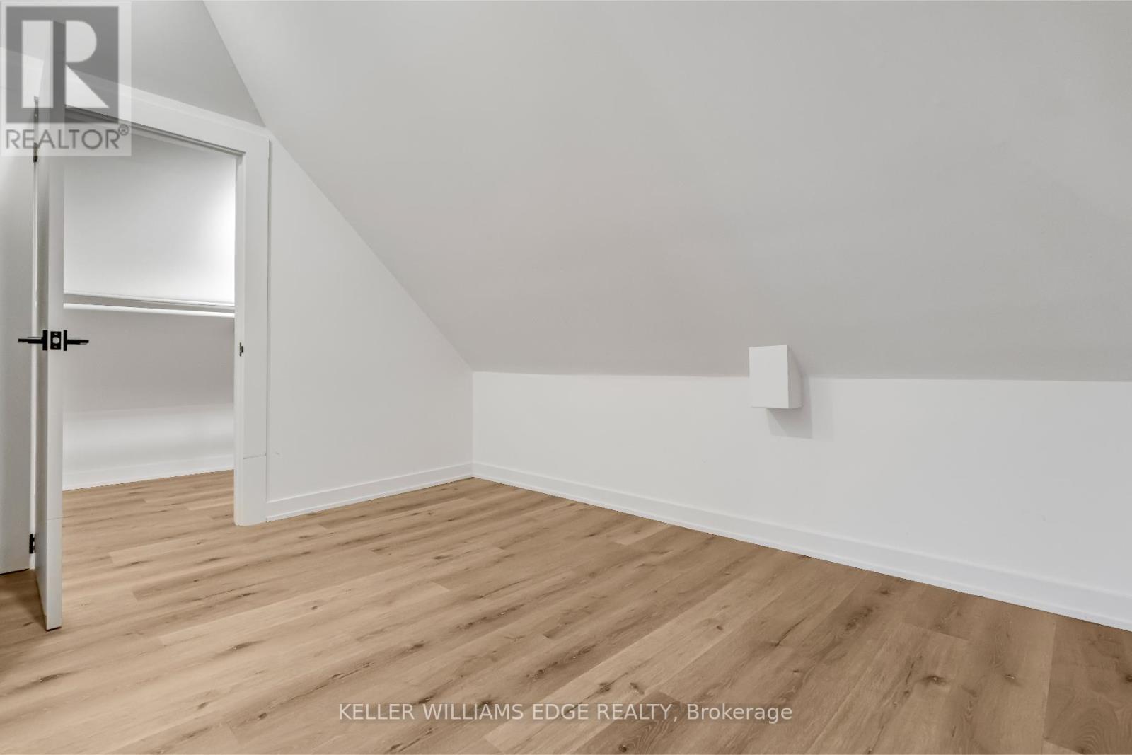 184 Burris Street, Hamilton, Ontario  L8M 2J8 - Photo 38 - X12087134