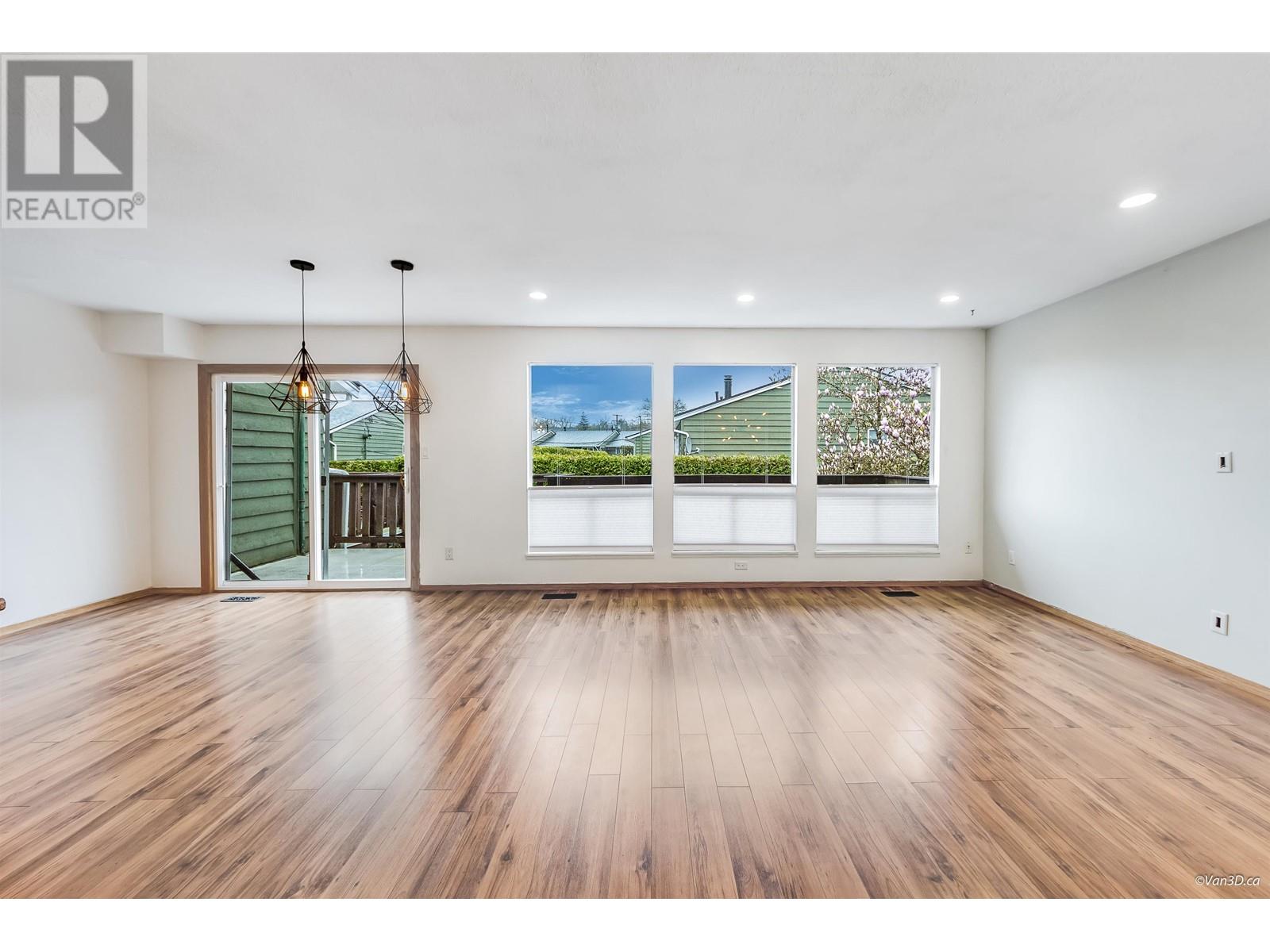 Property at 13 38397 BUCKLEY AVENUE image 4