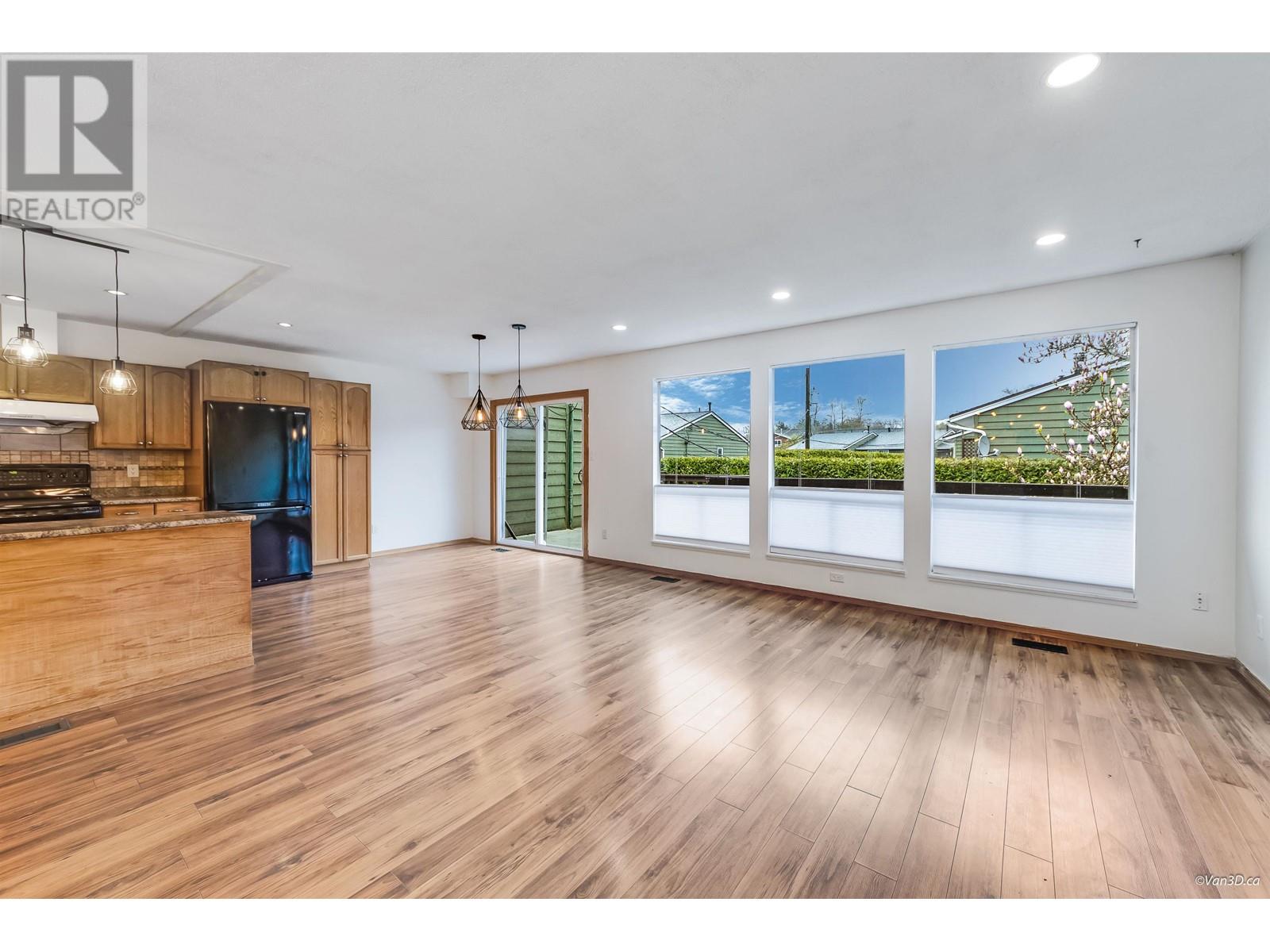 Property at 13 38397 BUCKLEY AVENUE image 1
