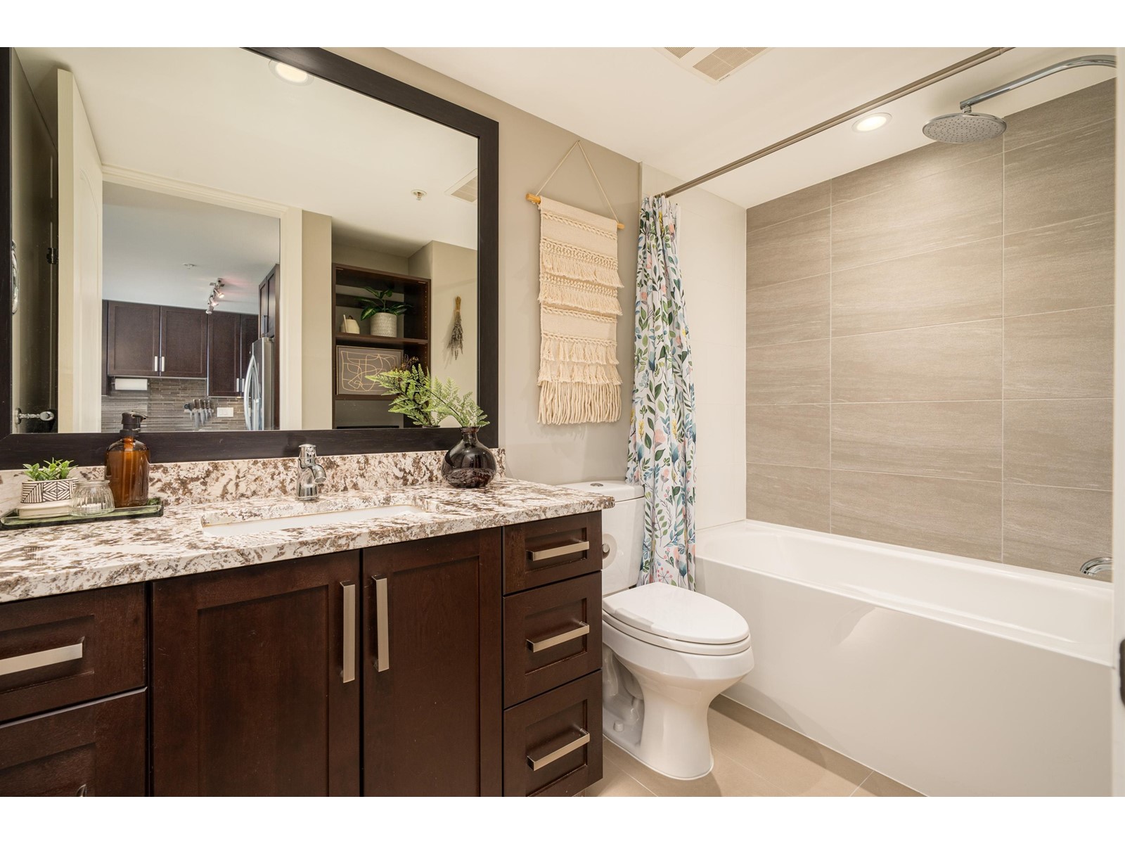 406 6490 194 Street, Surrey, British Columbia  V4N 6J9 - Photo 18 - R2990614