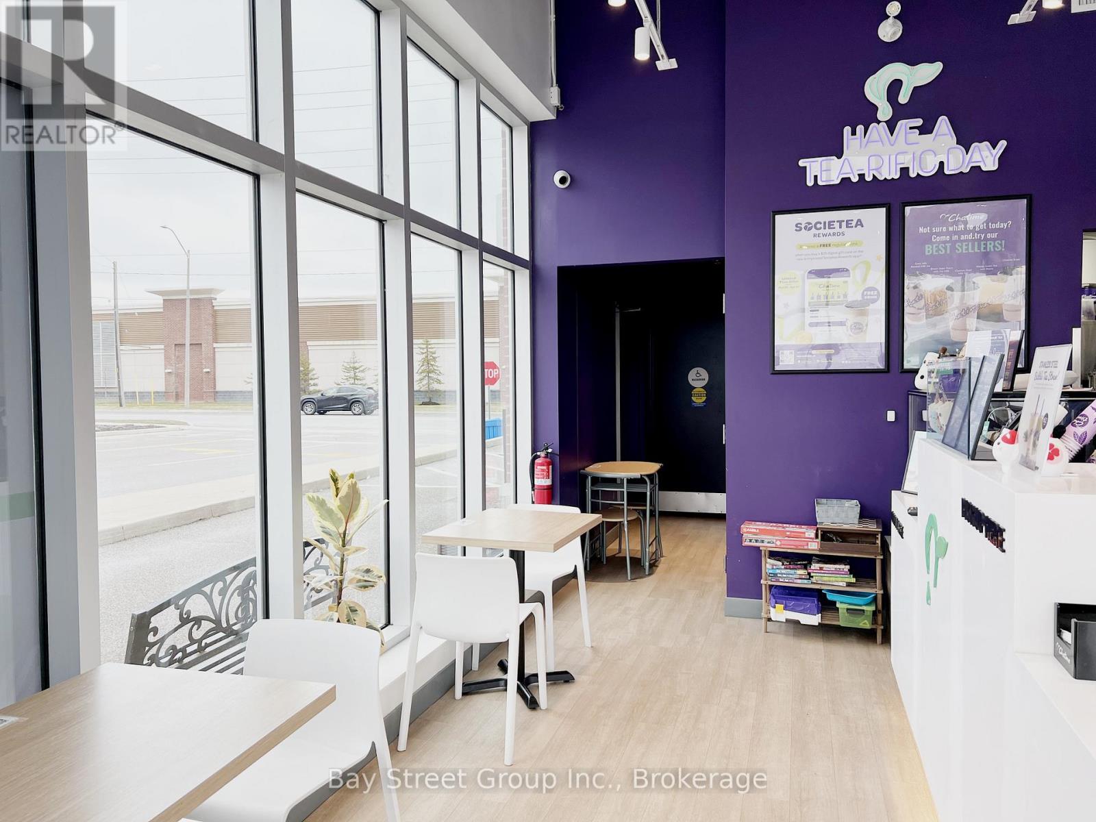 3101 Appleby Line, Burlington, Ontario  L7M 0V7 - Photo 3 - W12086349