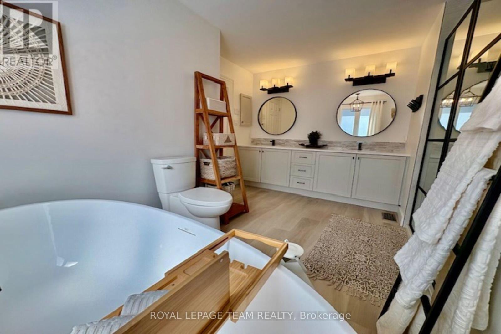 2613 Half Moon Bay Road, Ottawa, Ontario  K2J 0Z1 - Photo 37 - X12087136