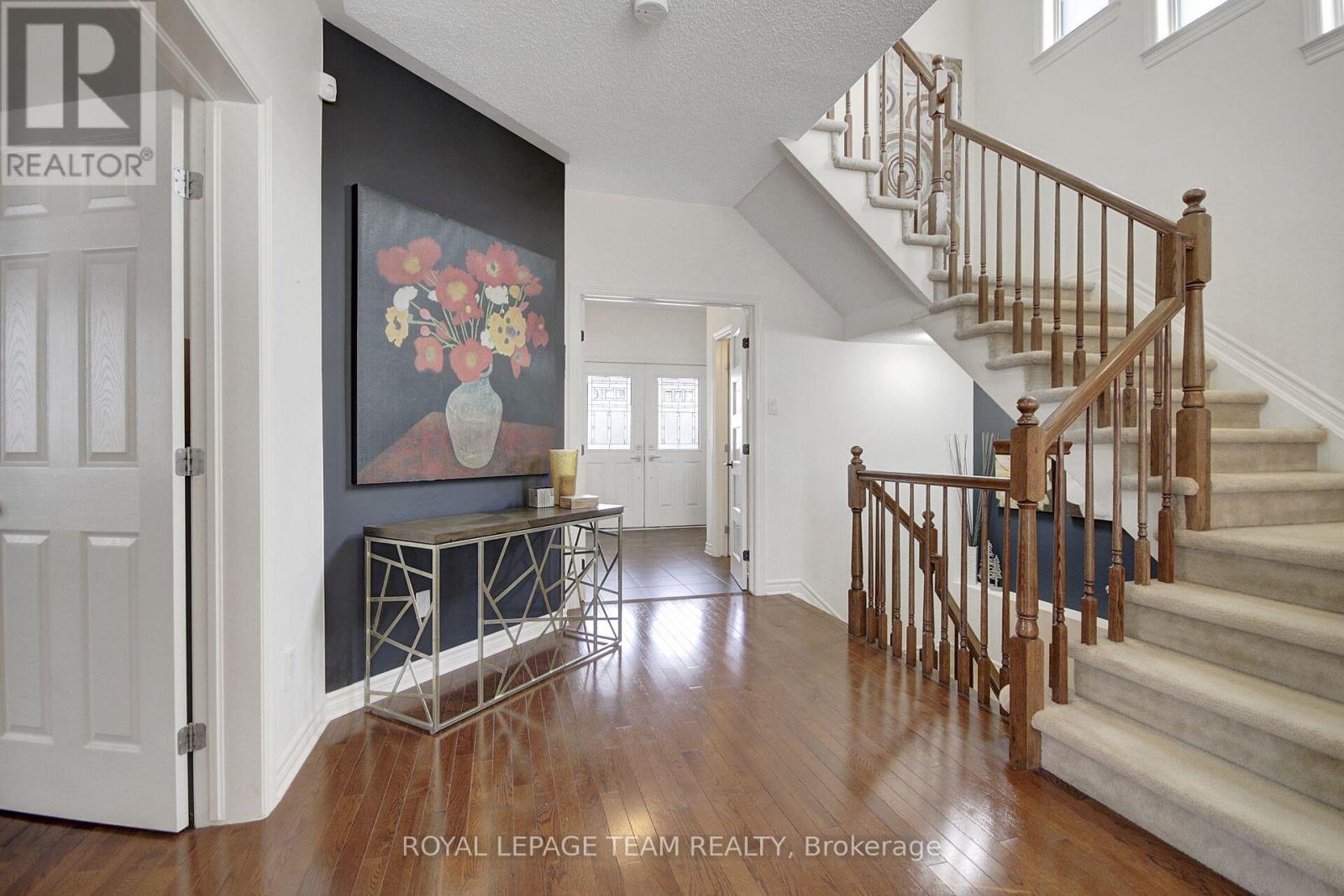 2613 Half Moon Bay Road, Ottawa, Ontario  K2J 0Z1 - Photo 4 - X12087136