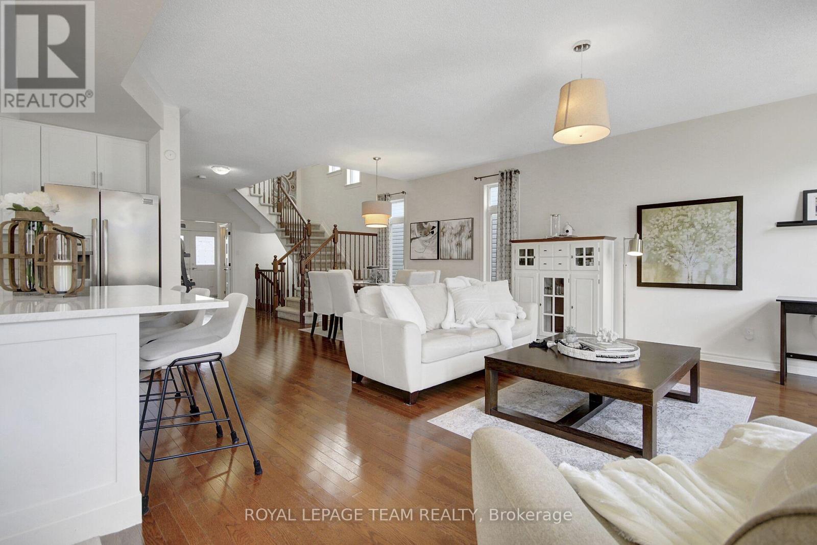 2613 Half Moon Bay Road, Ottawa, Ontario  K2J 0Z1 - Photo 9 - X12087136