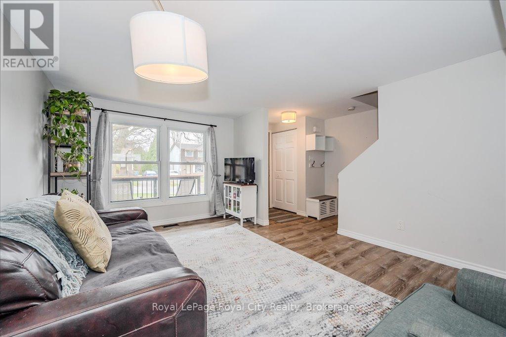 364 Cole Road, Guelph, Ontario  N1G 3K7 - Photo 10 - X12087180