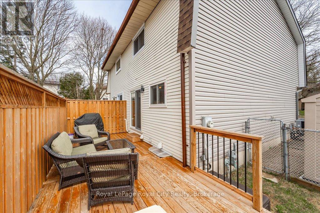 364 Cole Road, Guelph, Ontario  N1G 3K7 - Photo 40 - X12087180