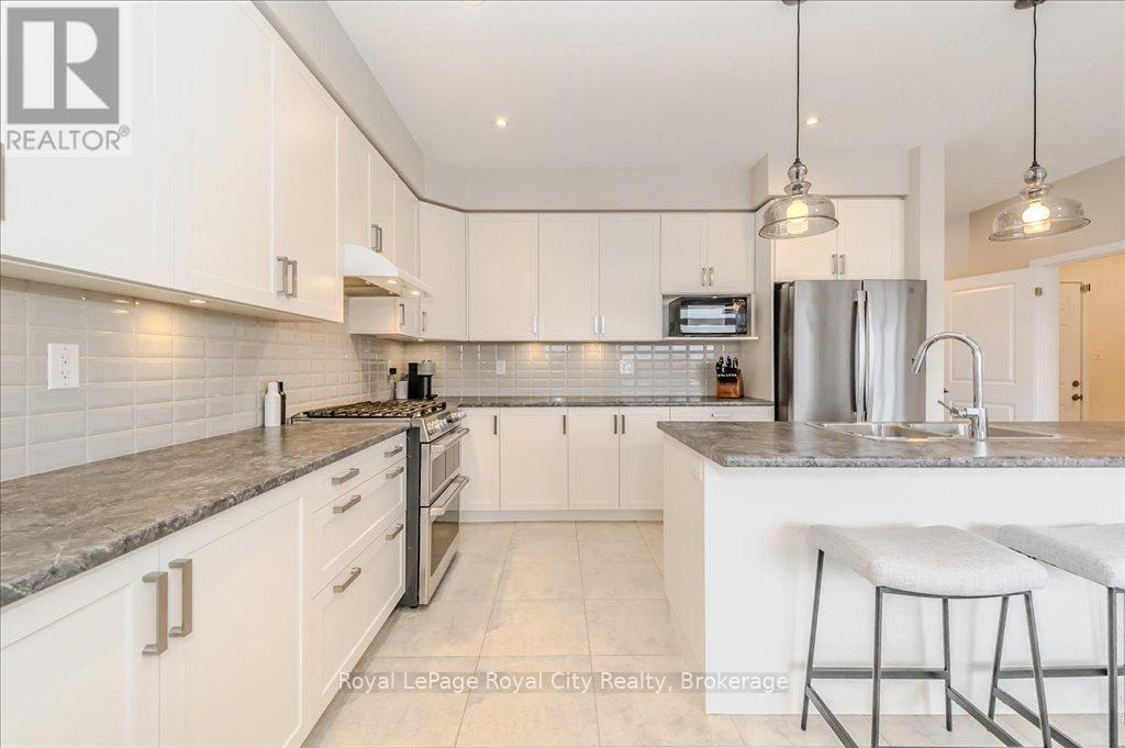 262 Dolman Street, Woolwich, Ontario  N0B 1M0 - Photo 11 - X12087202