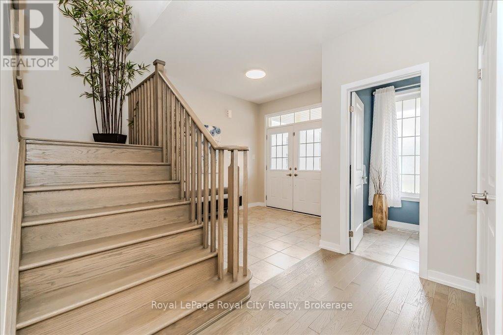 Property at 262 DOLMAN STREET image 3