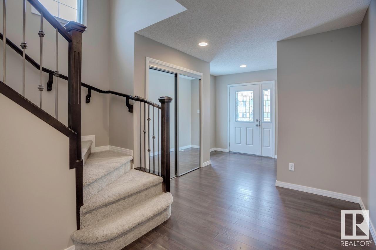 Property at 3520 CLAXTON CR SW image 2