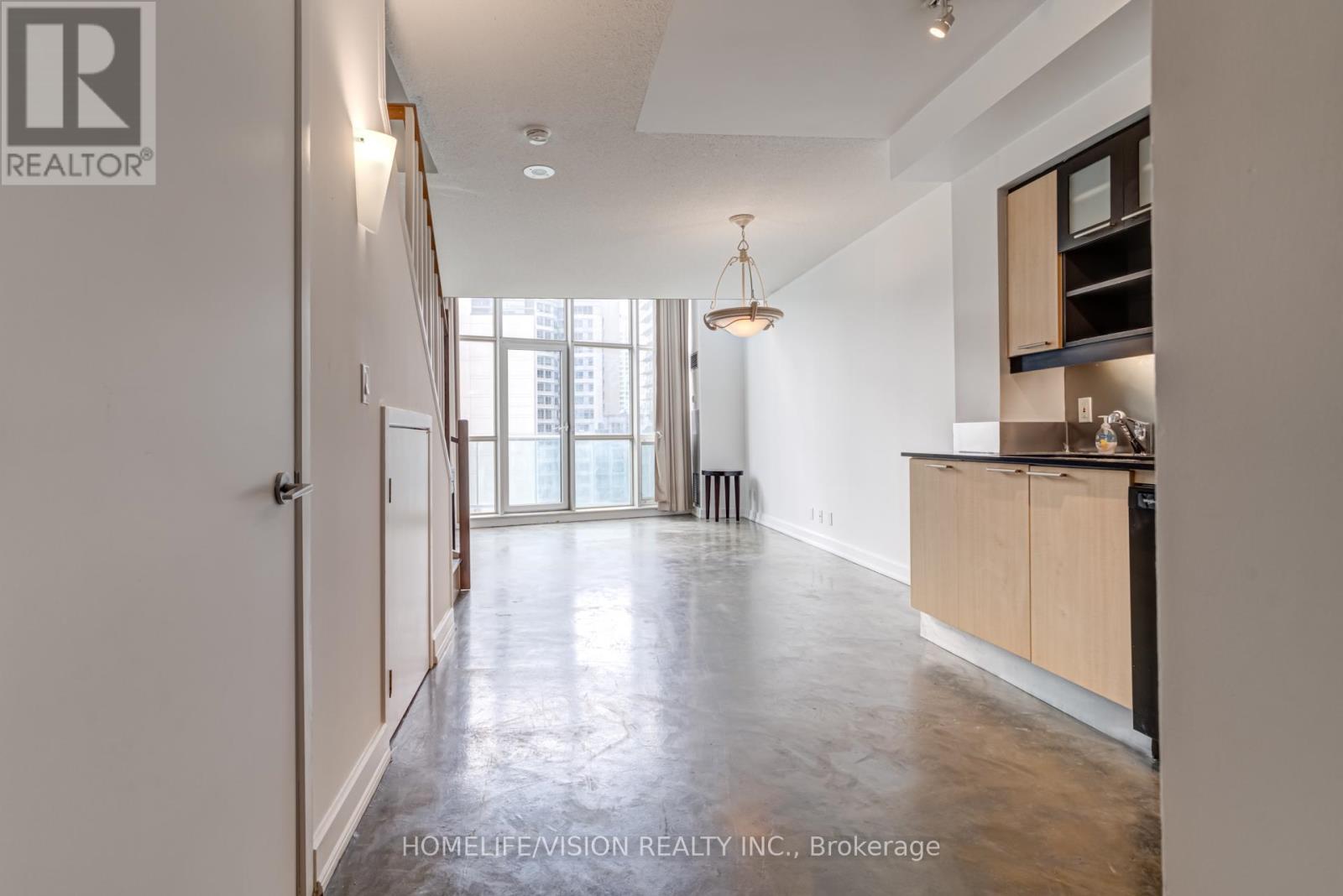 917 - 36 Blue Jays Way, Toronto, Ontario  M5V 3T3 - Photo 4 - C12087210