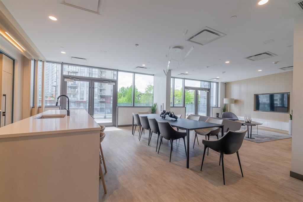 Property at TH1 10448 UNIVERSITY DRIVE image 3