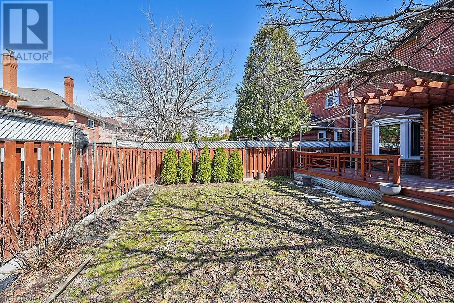 39 Blue Spruce Street, Brampton, Ontario  L6R 1C4 - Photo 40 - 40717452