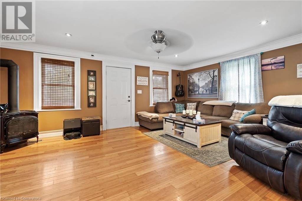 Property at 24 MARGARET Street image 4