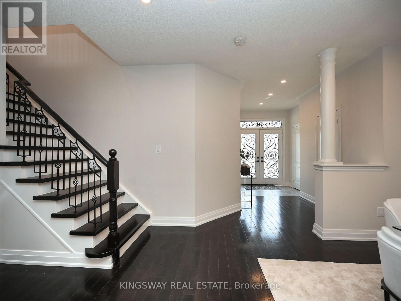 28 Fallharvest Avenue, Brampton, Ontario  L6Y 0P2 - Photo 6 - W12087156
