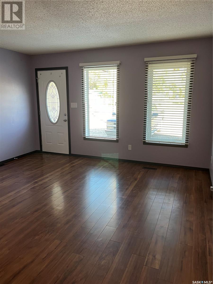 302 Perkins Street, Estevan, Saskatchewan  S4A 2K1 - Photo 22 - SK002948