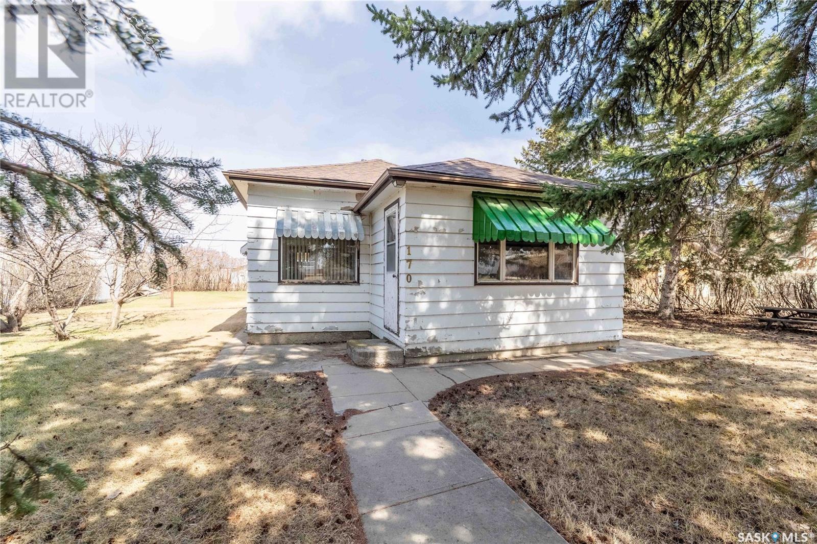 170 Oriole AVENUE, Briercrest, Saskatchewan