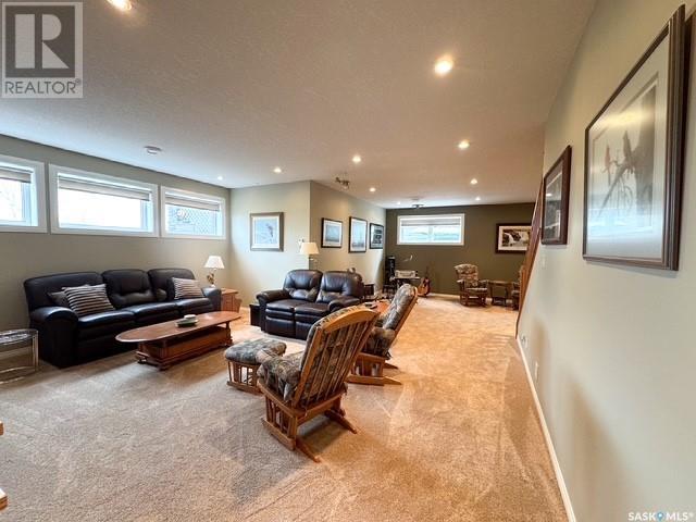 404 9th Avenue Se, Swift Current, Saskatchewan  S9H 3R2 - Photo 35 - SK002442