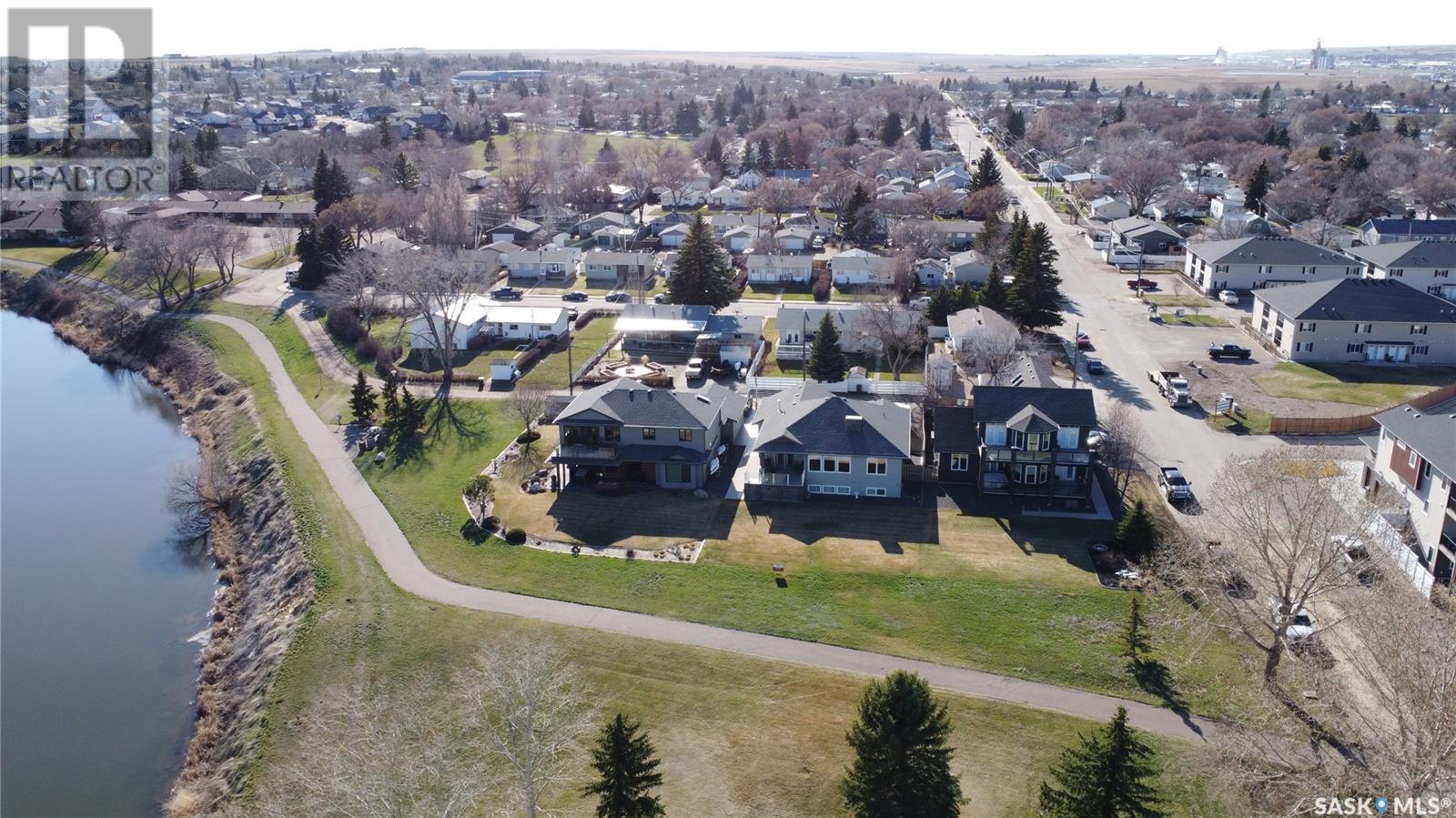 404 9th Avenue Se, Swift Current, Saskatchewan  S9H 3R2 - Photo 49 - SK002442