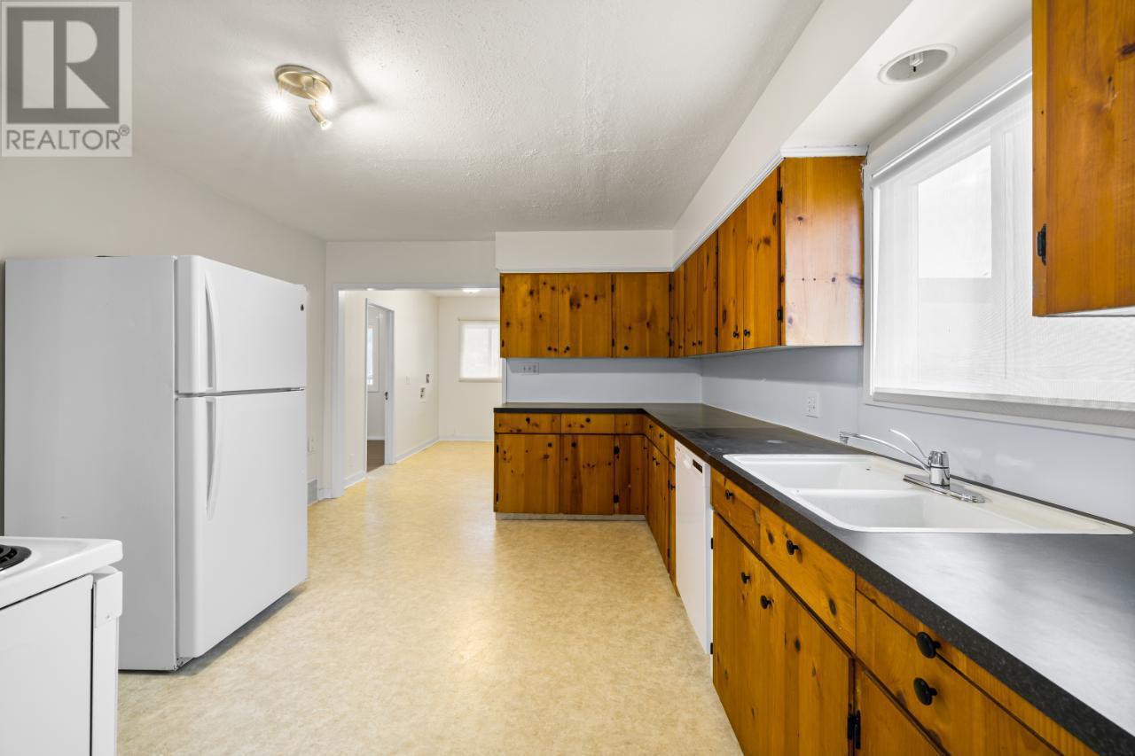 Property at 1234 Northwest Boulevard image 5