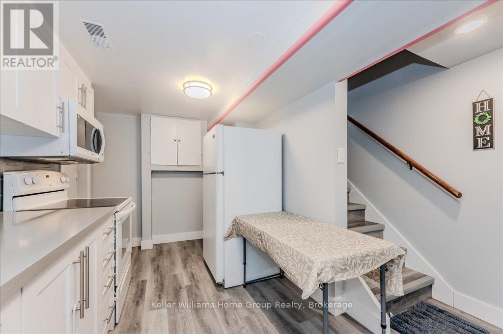66 Traynor Avenue, Kitchener, Ontario  N2C 1V9 - Photo 22 - X12087326