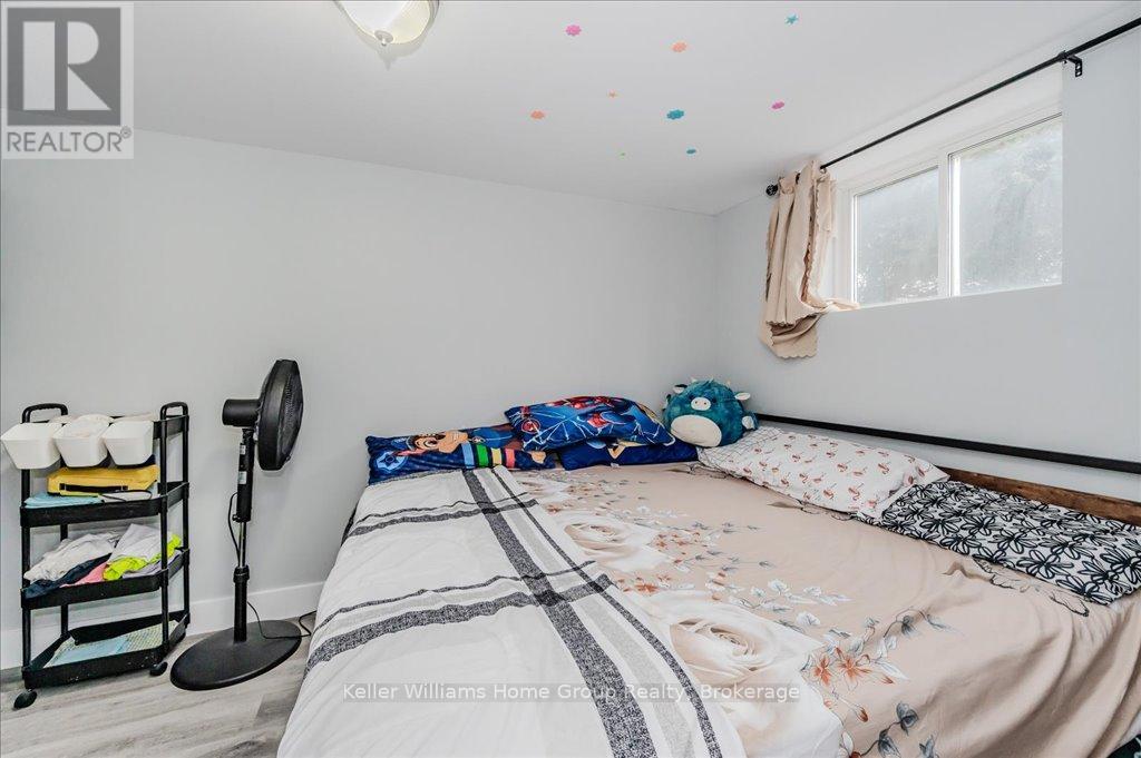 66 Traynor Avenue, Kitchener, Ontario  N2C 1V9 - Photo 26 - X12087326