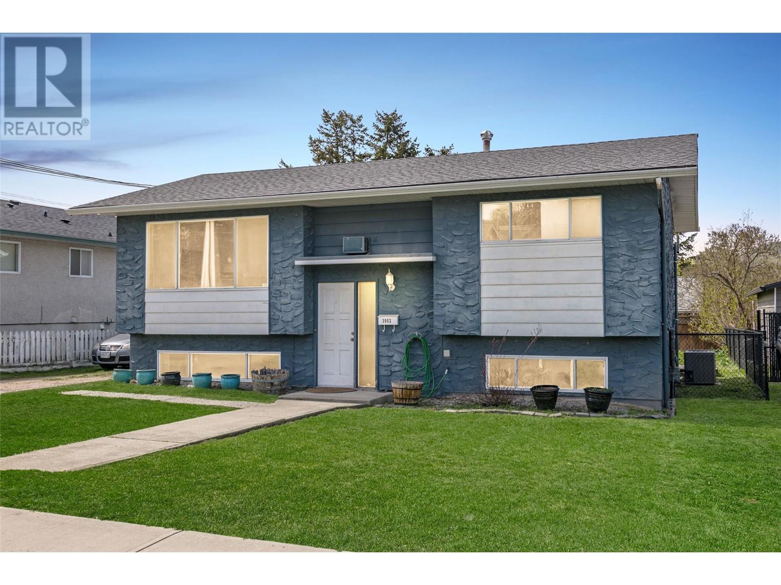 Property at 3902 25 Street image 1